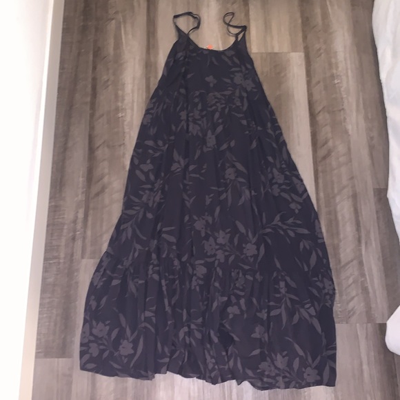 NWT Z Supply Black & Gray Leaf Lido Maxi Dress - Picture 5 of 5